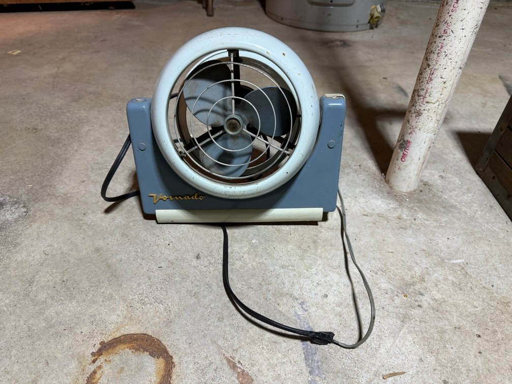 Guns, Furniture, Generator, Tools Auction photo 3