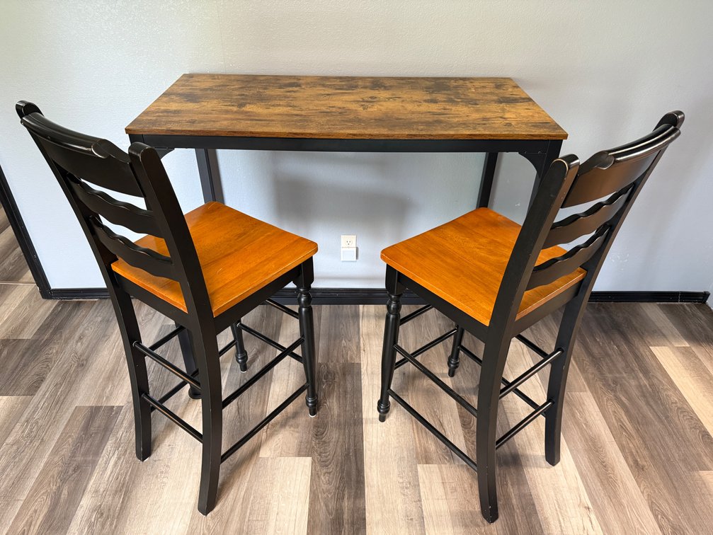 Tools, Furniture, and Household Goods photo 3