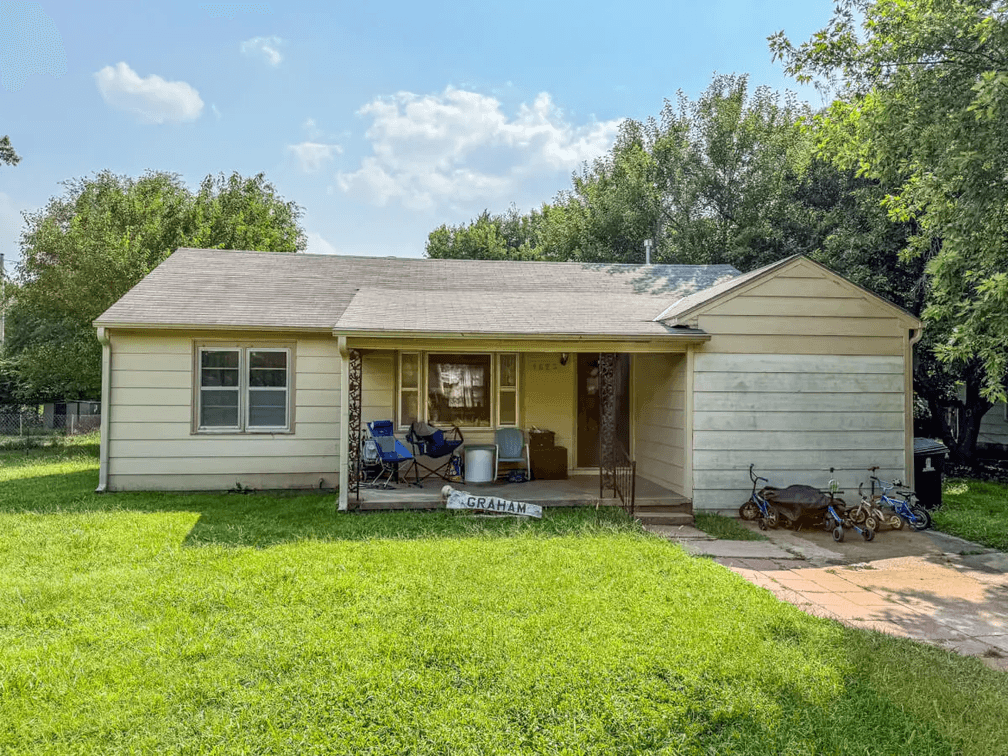 3 Bed 1 Bath Home: 1623 N Terrace Dr, El Dorado, KS 67042 photo 1
