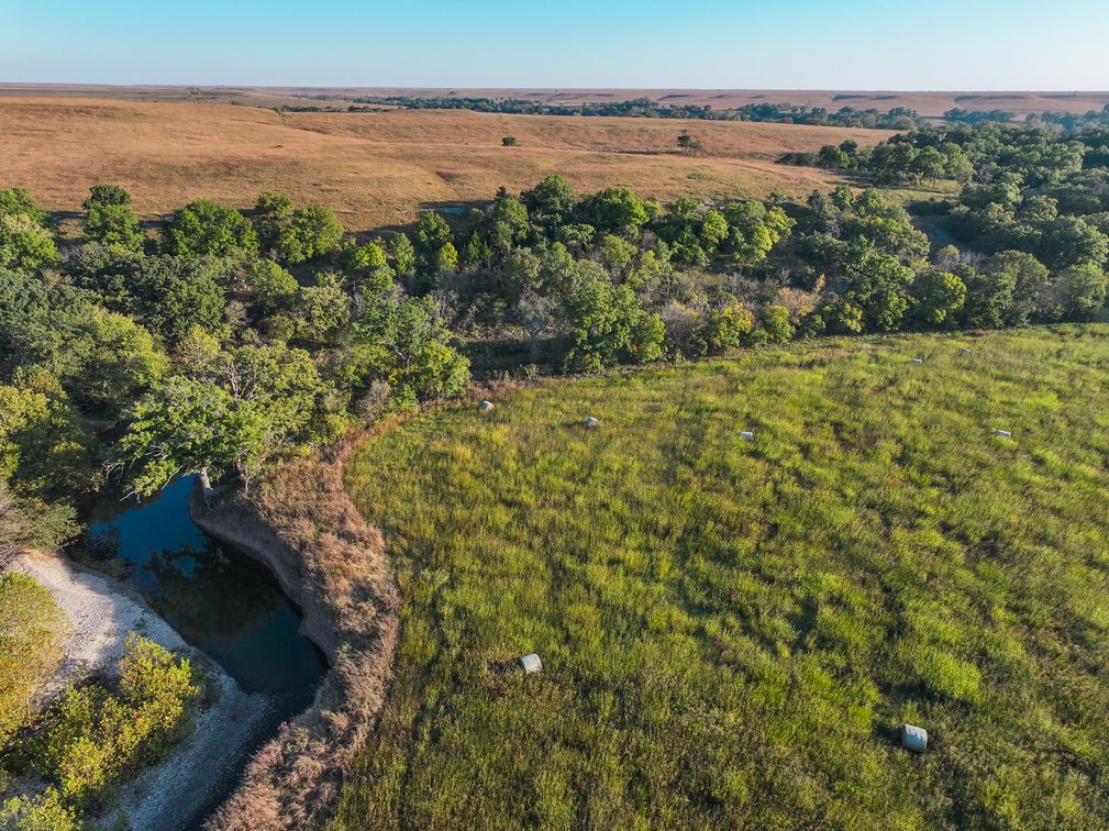 128.8 Acres Cowley County, KS – Grouse Creek, Cattle Pens, Brome Grass, Trees & Hunting/Fishing! photo 5