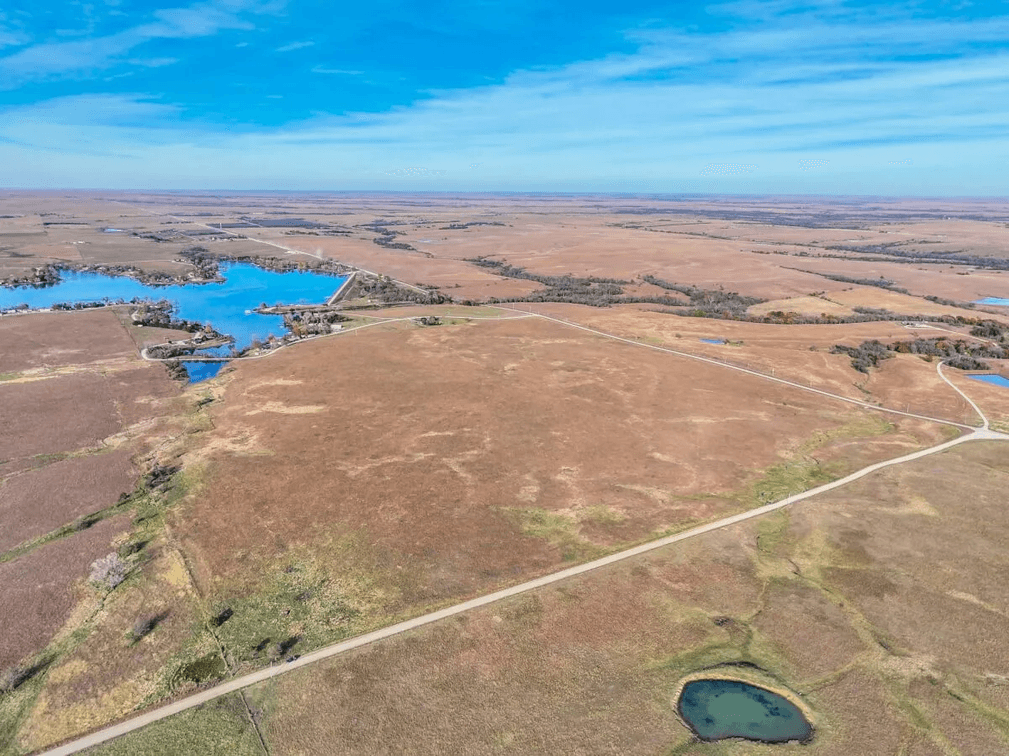 161.5 Acres Native Flint Hills Pasture Near Eureka Lake, Greenwood County, KS photo 2