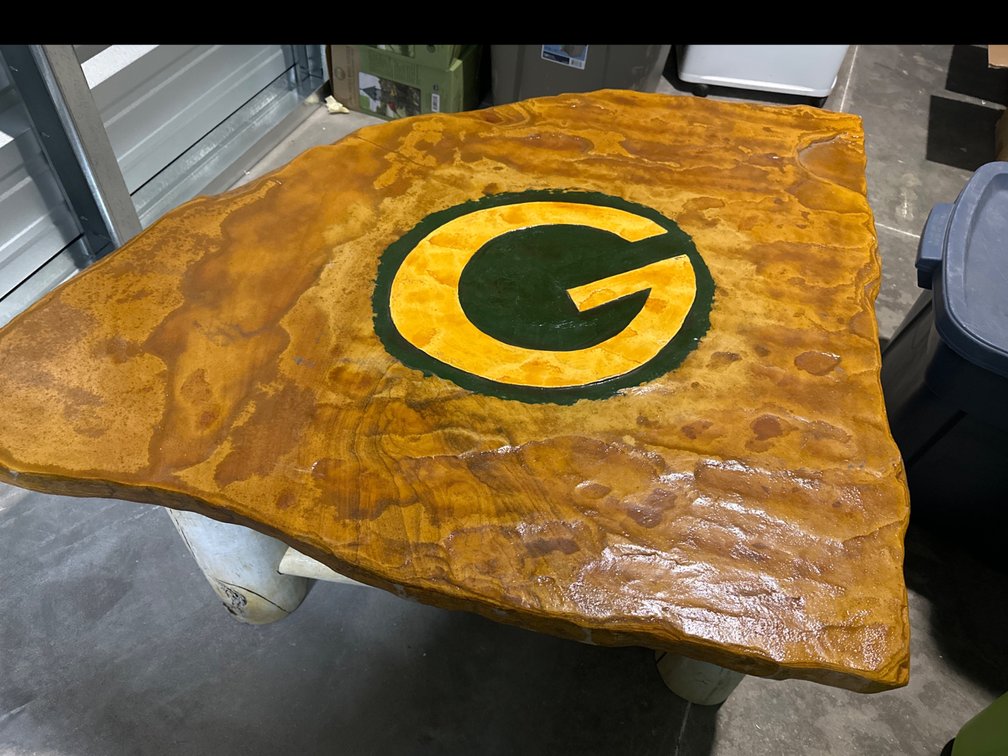 Packer Stone Table