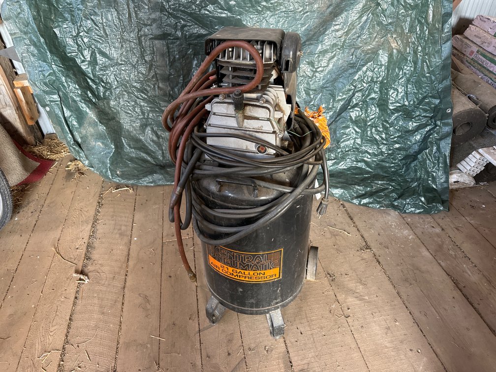 21 Gallon Air Compressor