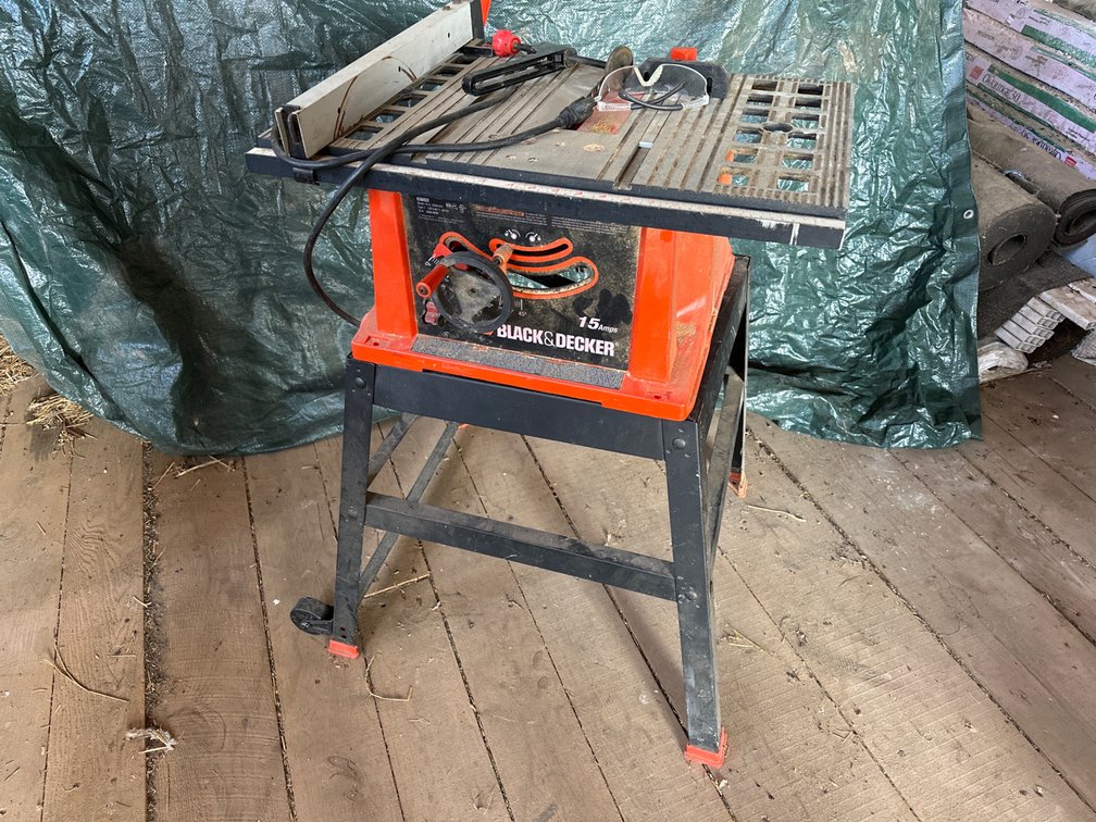Black and Decker Table Saw