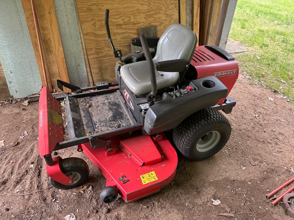ZT 54” , 3 Blade Zero Turn Gravely