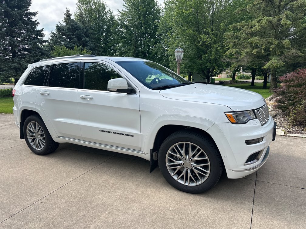 2018 White Jeep