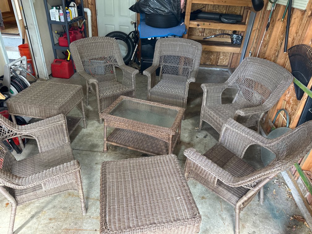8 Piece Wicker Furniture-5 Chairs, 3 Tables