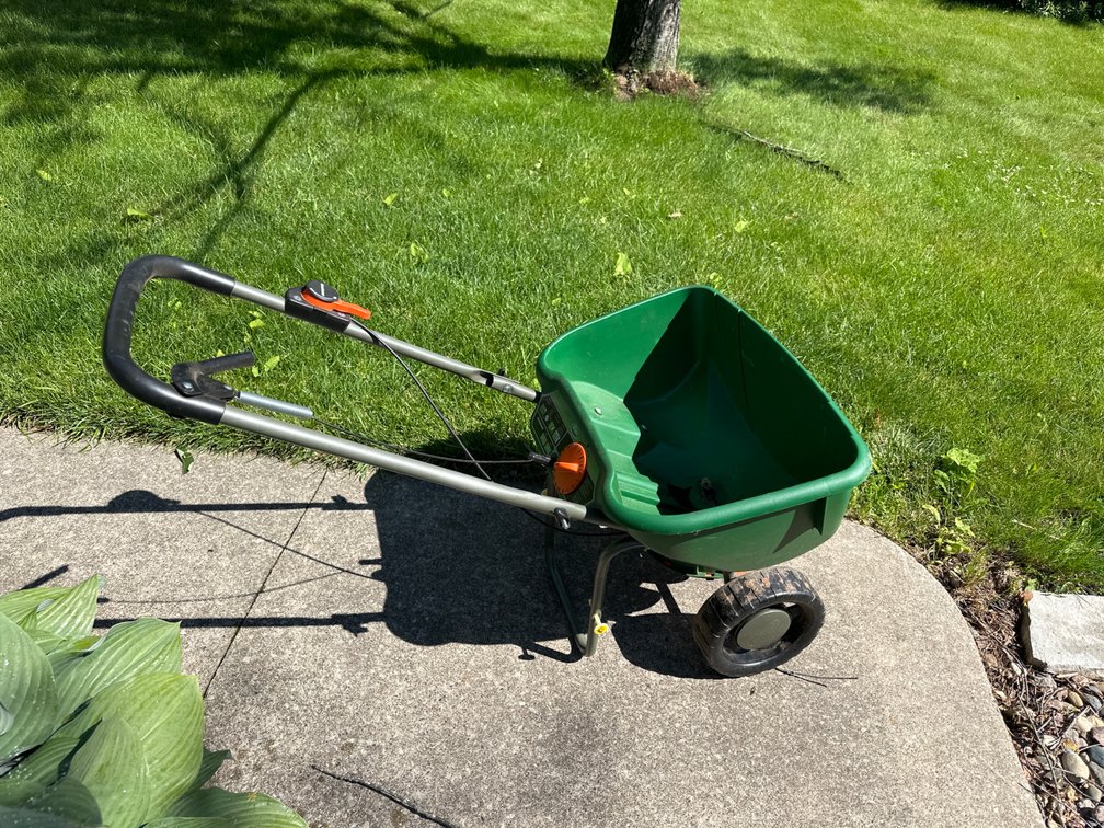 Scotts Spreader