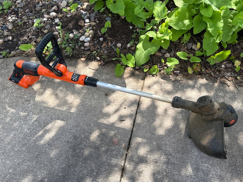 Battery Operated Black and Decker Weed Wacker