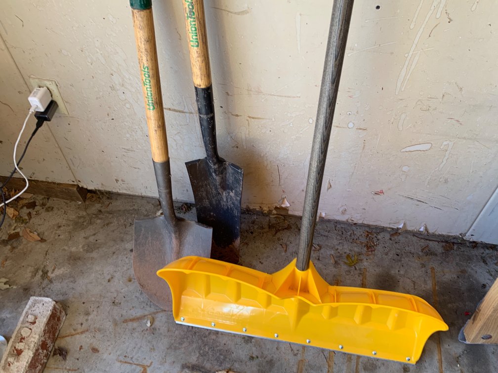 Shovel, Spade
