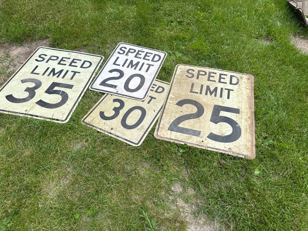 Speed Limit Signs