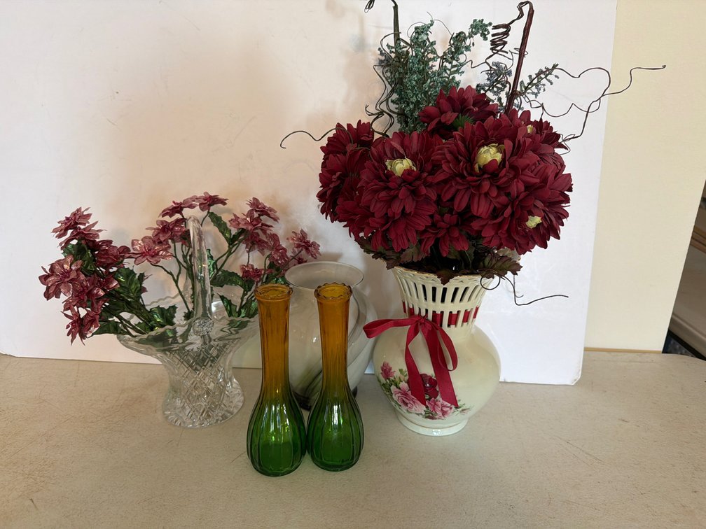 Vases, Florals