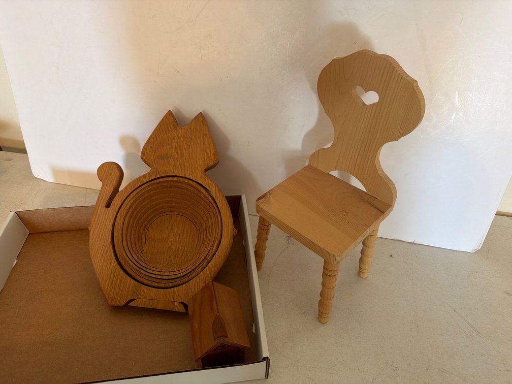 Small Chair, Collapsible Cat Bowl