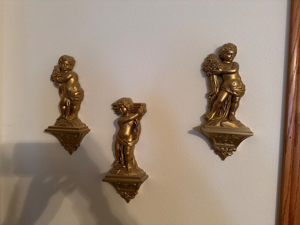 Angel Wall Hanging, Syroco-11” Tall (3)