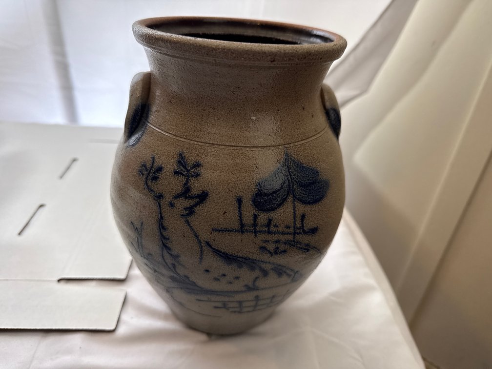 Rockdale Pottery Jar- Missing Lid