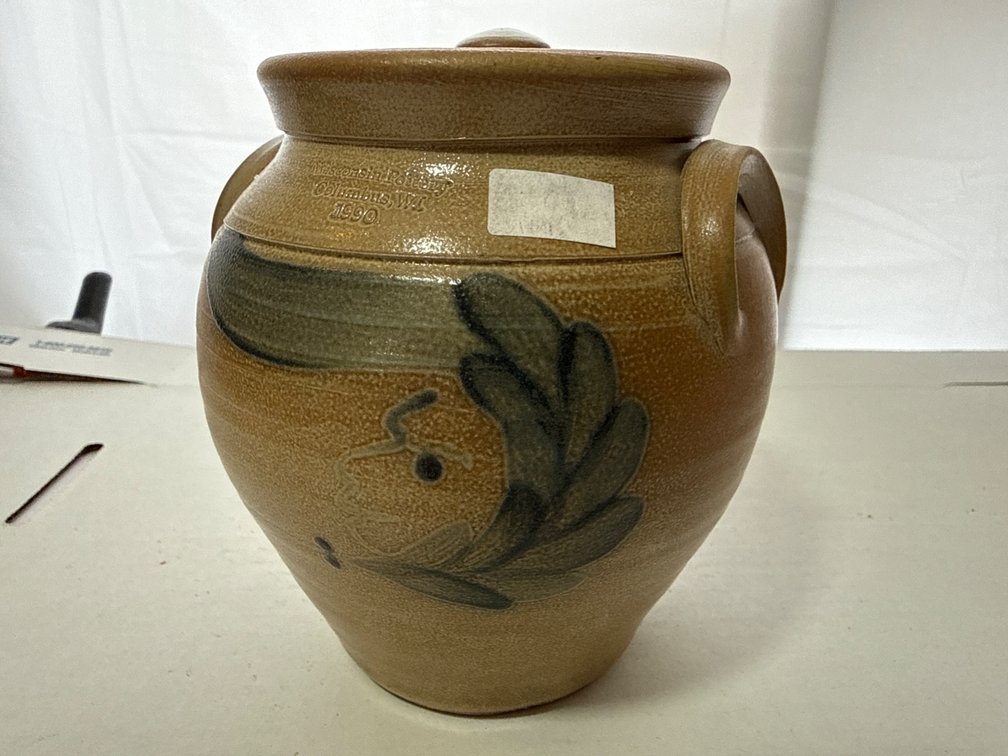 M.E.L. Stoneware Pottery
