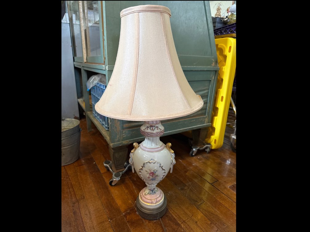 Porcelain Urn Shaped Table Lamp 29” Tall