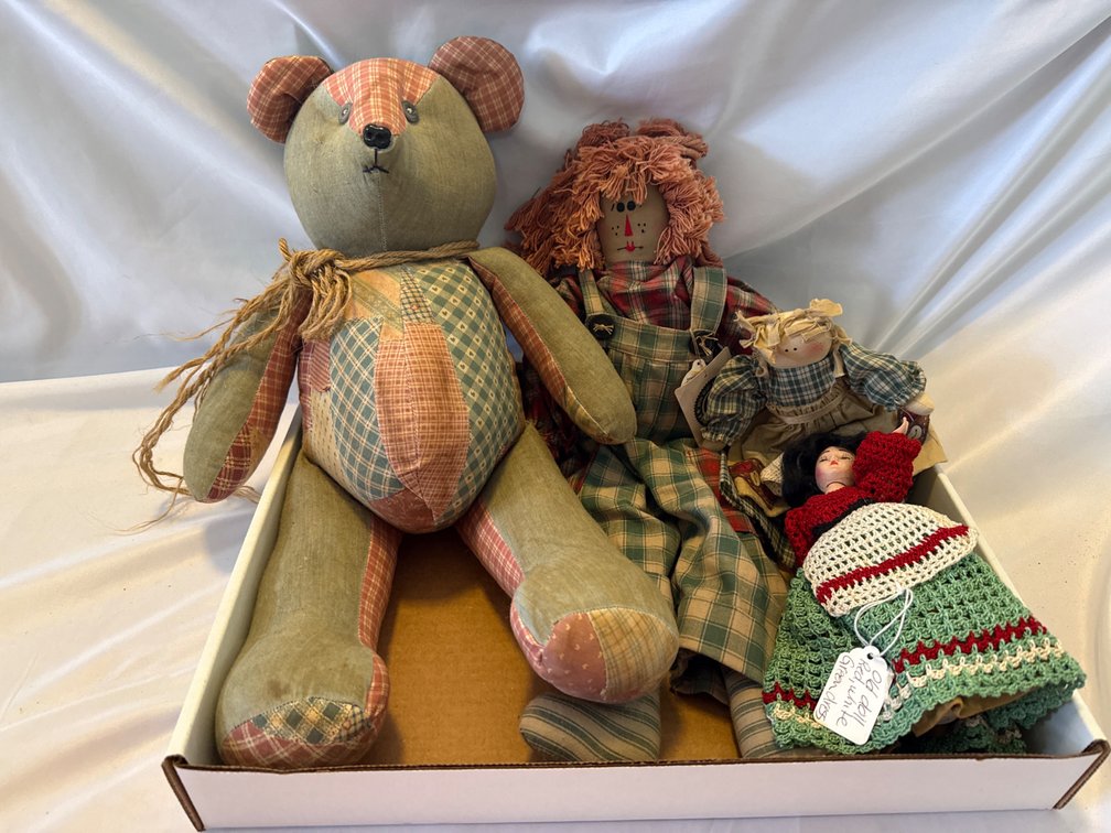 Dolls & Teddy Bear