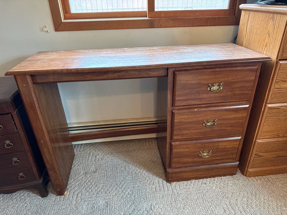Desk 31” x 48” x 16”