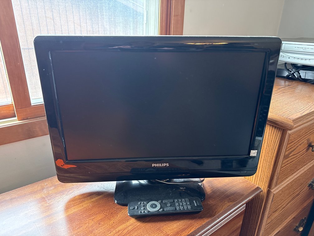 Phillips 21.5” Television