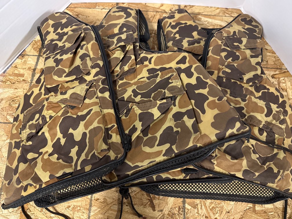Stern’s Life Jackets & Dry Wear