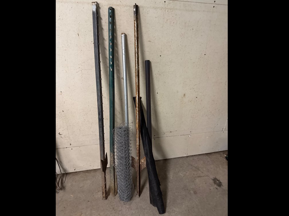 Weed Barrier, Poles, Chicken Wire & Stakes