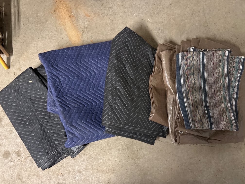 Moving Blankets, Rugs, Tarps