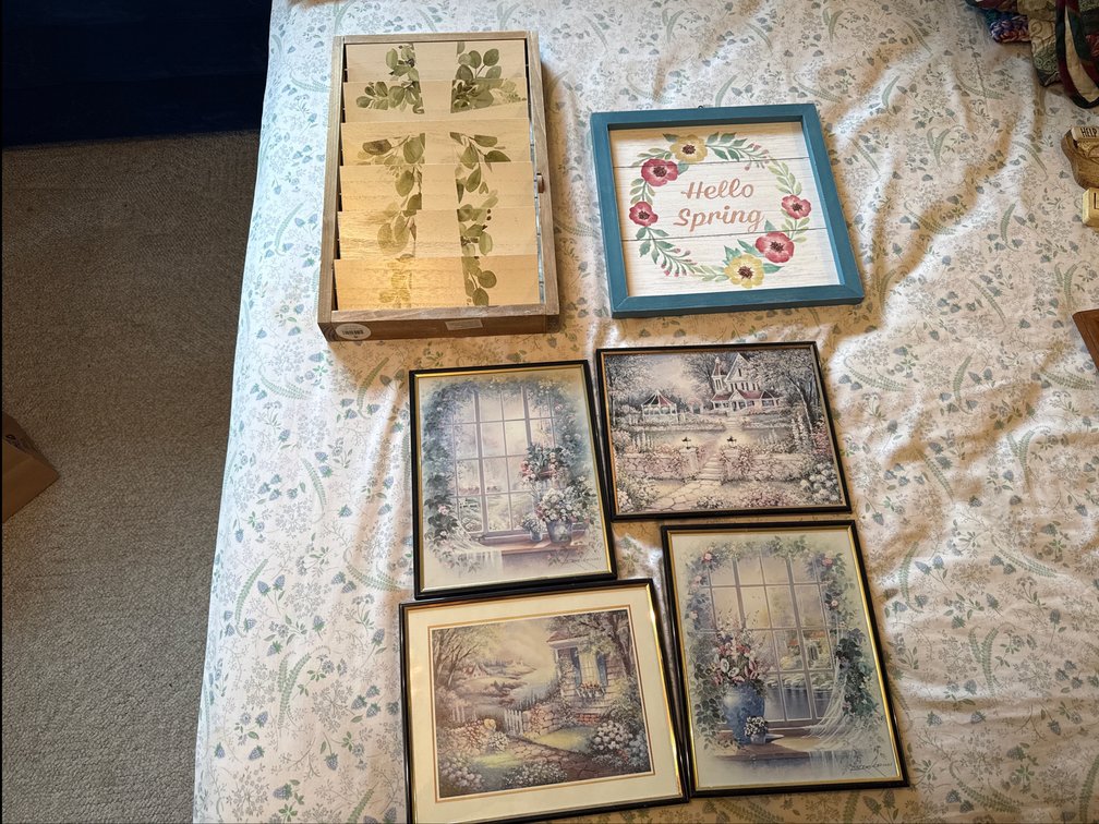 Various Wall Pictures
