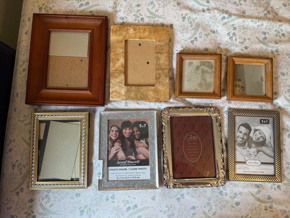 Various Sizes - Pictures Frames