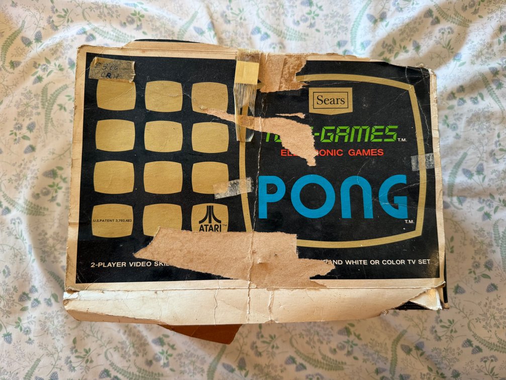 Atari Pong game