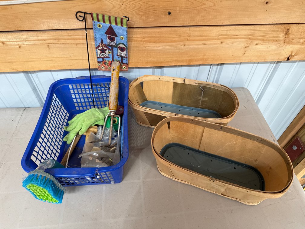 Lawn and Garden Tools, Baskets, Garden Flag