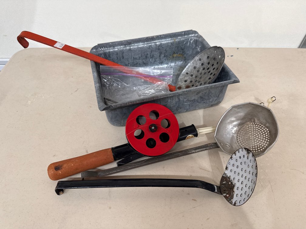 Fishing Sinkers, Scoops and Pole