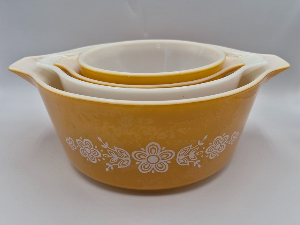 Pyrex Gold Butterfly Casserole & Mixing Bowls
