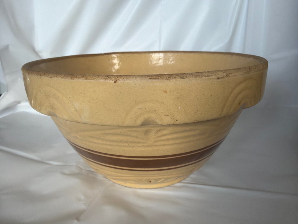 10” Brown Stripe Stoneware Bowl