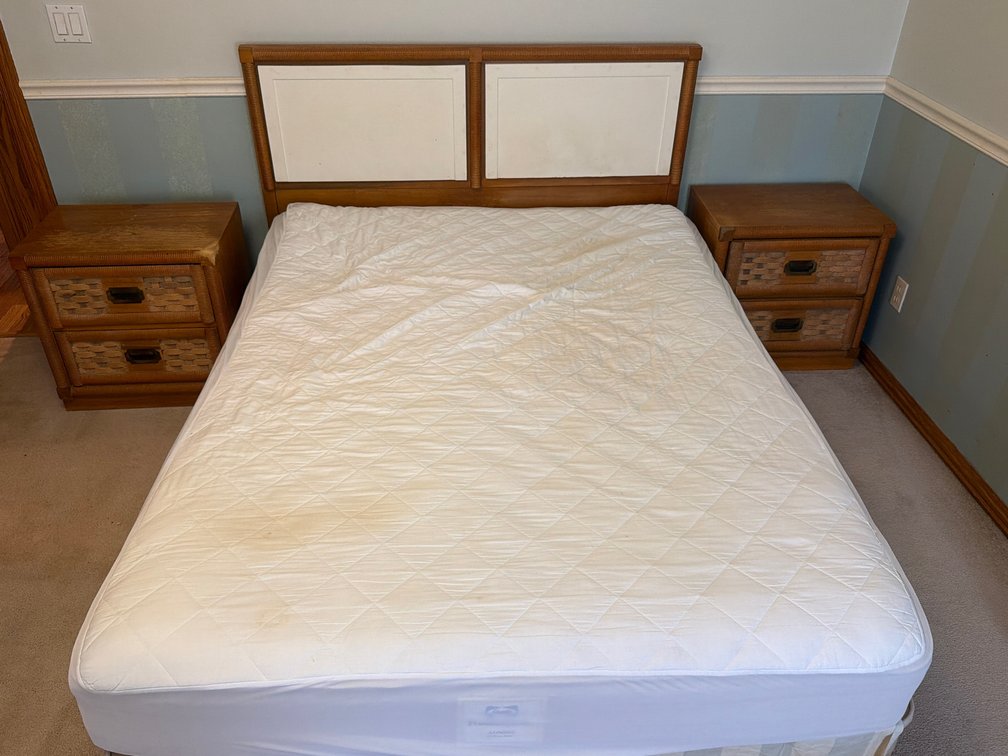 5 Piece Bedroom Set - Headboard (43x61in), 2 End Tables (24x16x24in), Wardrobe (59x39x18in) and Dresser (30x56x18in)