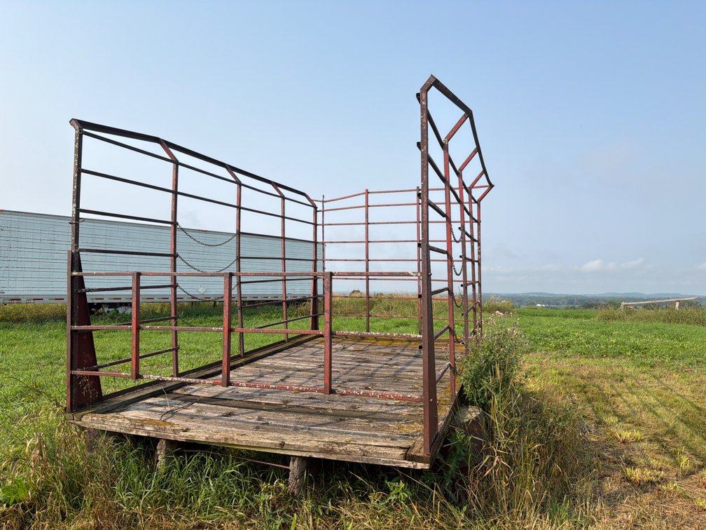 Hay Rack, No Tires