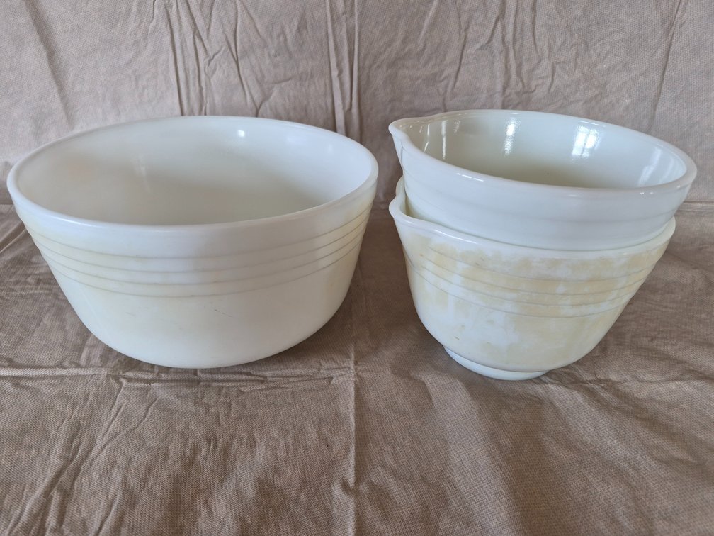Vintage Mixing Bowls-2 are Pyrex
