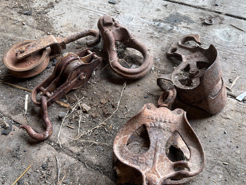 Clevice and Old Pulleys