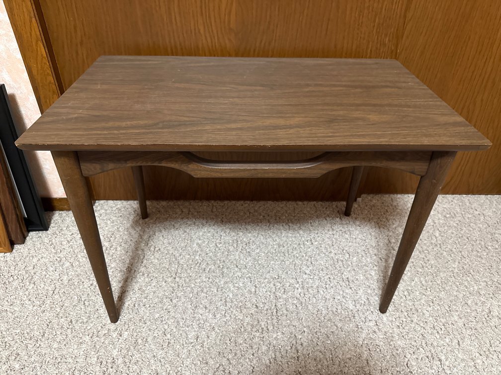End Table 20” x 29.5” x 17.5”