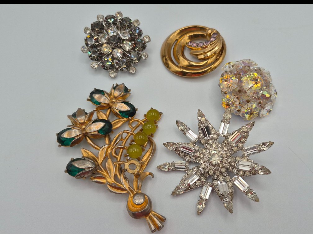 Vintage Starburst Rhinestone Brooch & More