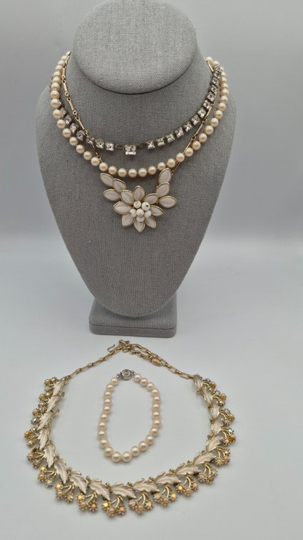 Vintage Necklaces & Bracelet
