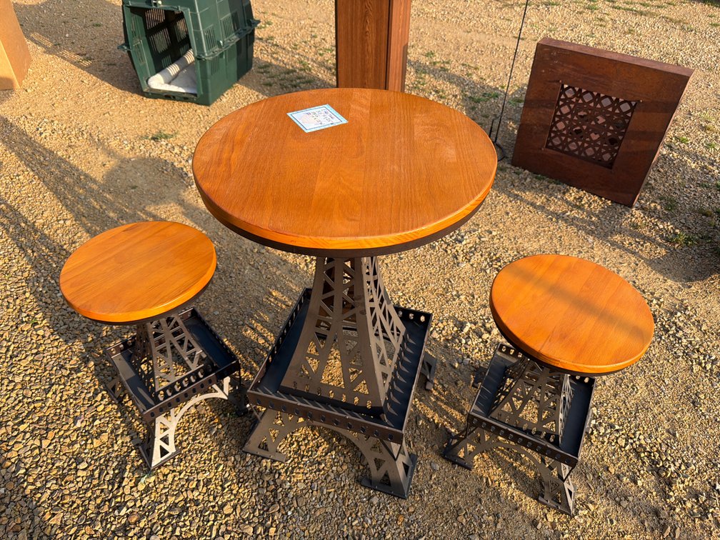 Eiffel Tower Table, Stools-Sizes in Pics
