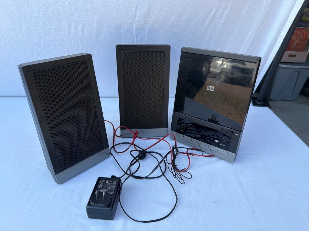 Mini Stereo System, Speakers