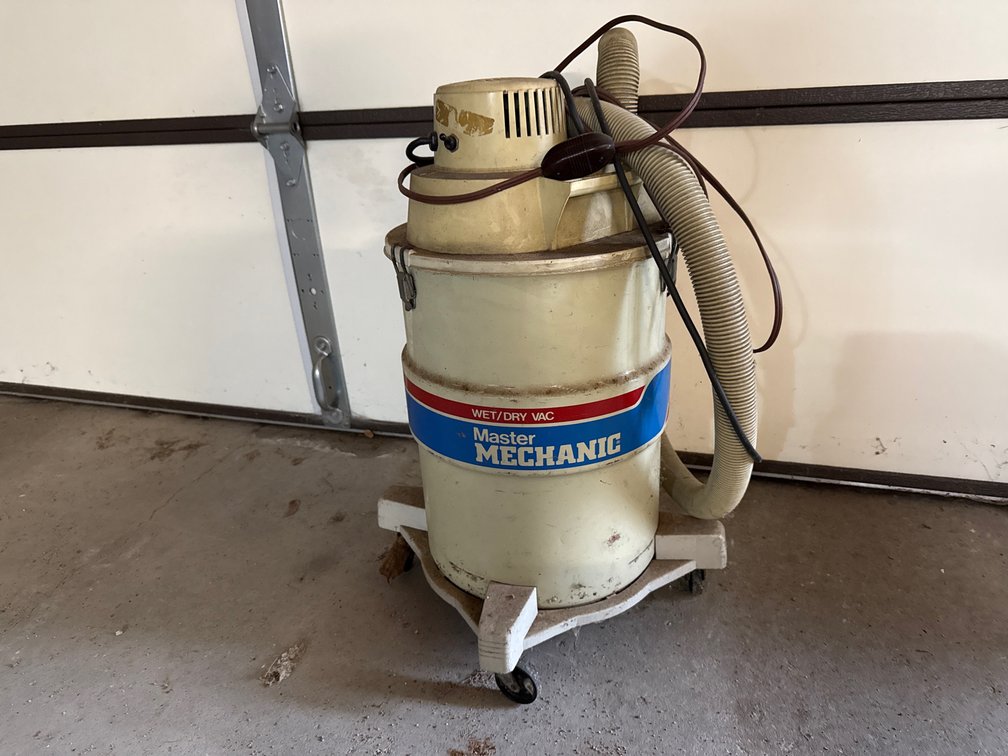 Master Mechanic Wet/Dry Vac
