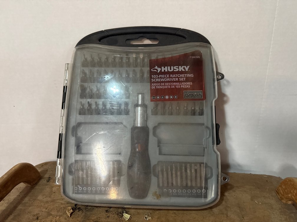Husky Ratcheting Screwdriver Set
