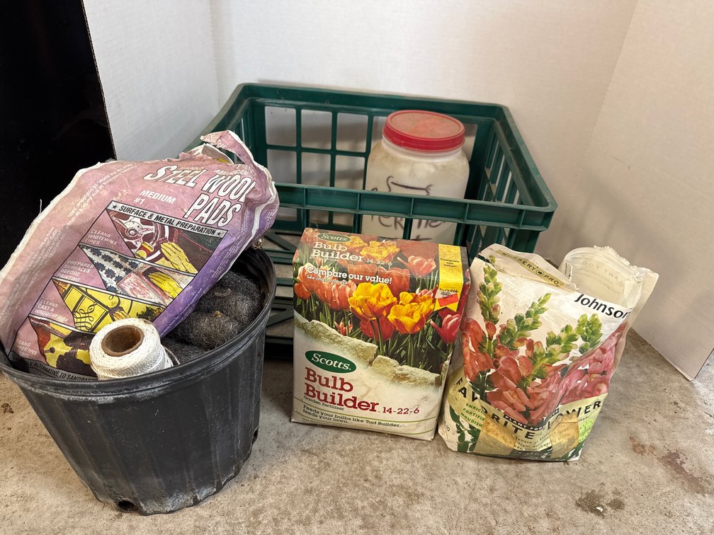 Tote of fertilizer, Steel Wool Pads