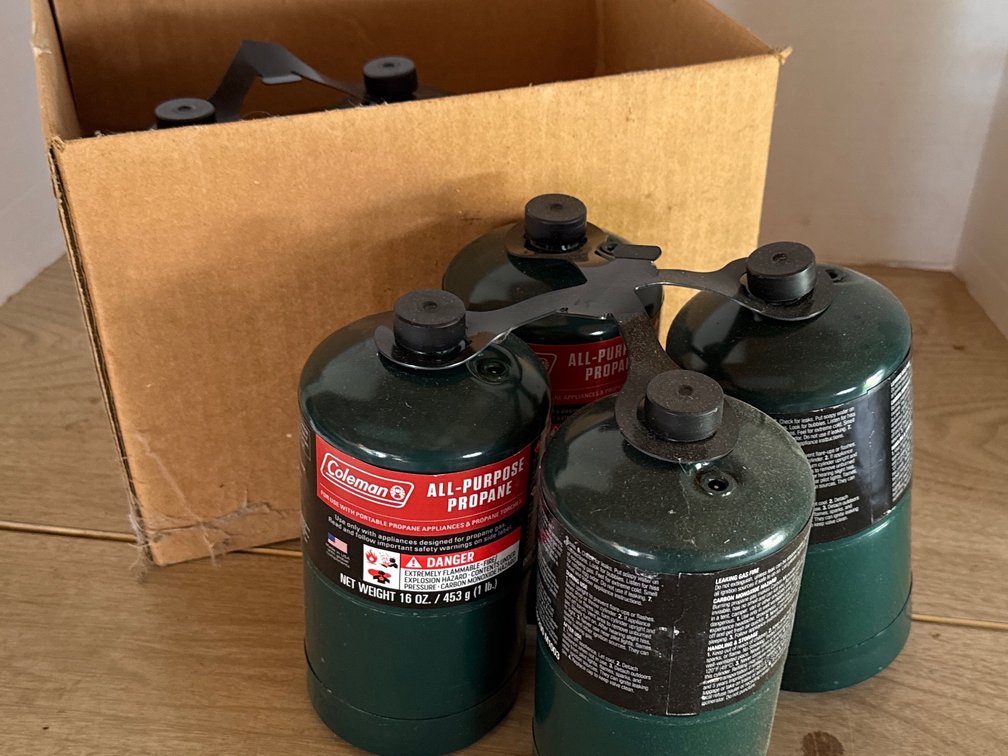 Coleman 1 Pound Propane Tanks Lot of 6