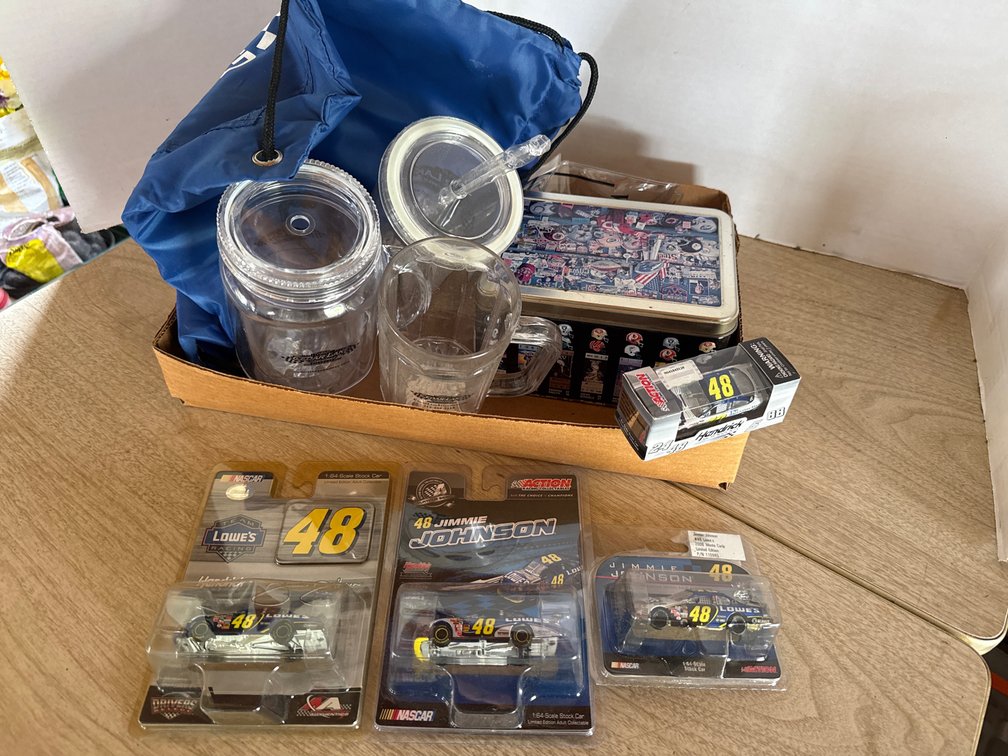 Jimmy Johnson Diecast Cars, Racing Bag And Lanyards NFL Tin