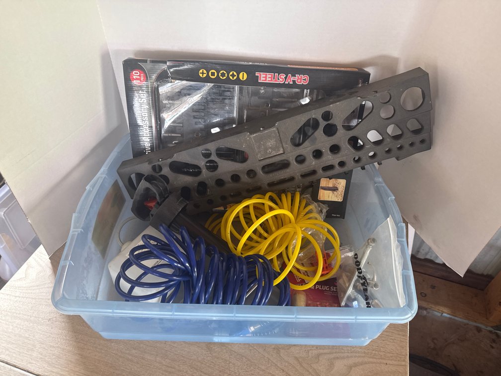 Tool Set Organizers, Air Hoses, And Couplers