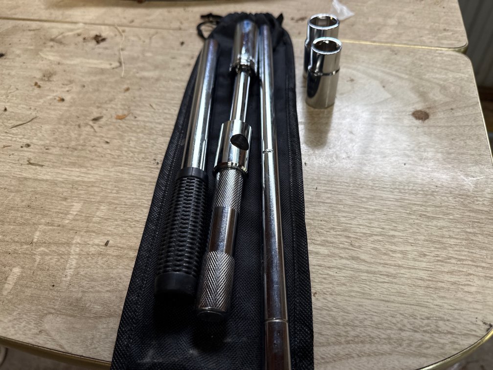 Universal Extended Lug Wrench/ 4 Way Tire Iron Set